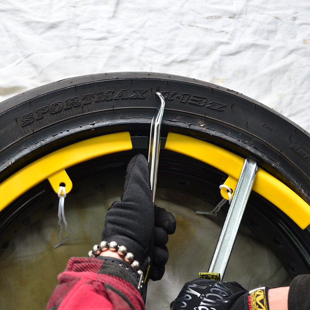 tire changer protector