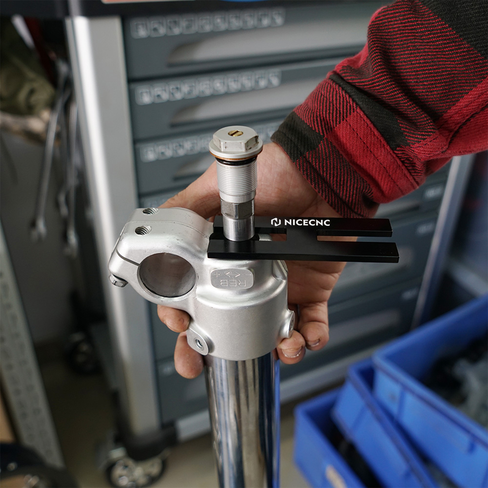 Double Ended Motorcycle Aluminum Fork Damper Cartridge Rod Holding Tool